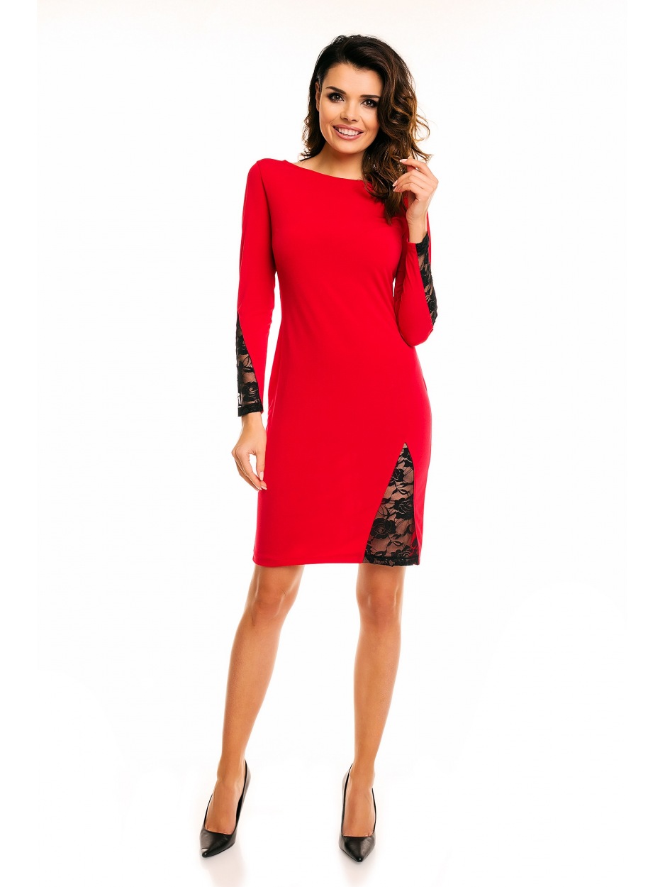 Elegancka, dopasowana sukienka dzianinowa z koronkowymi dodatkami, czerwona - tył