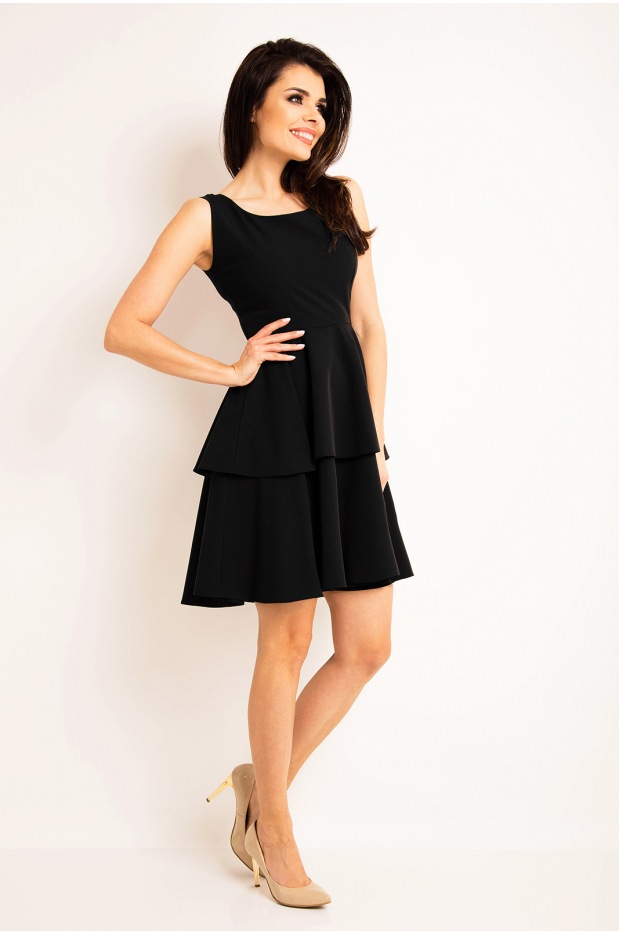 Elegancka sukienka rozkloszowana mini z falbanami, czarna - prawo