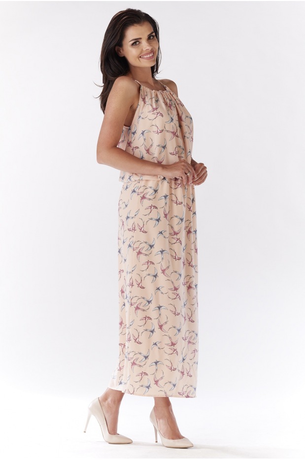 Luźna, letnia, zwiewna sukienka maxi z dekoltem halther, różowe ptaki - przód