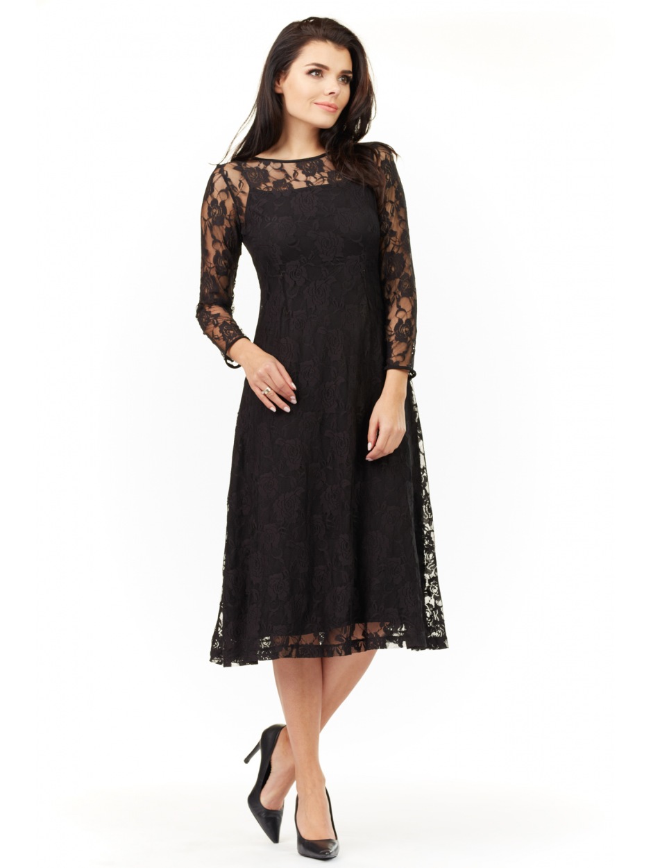 Elegancka, koronkowa sukienka rozkloszowana midi z długimi rękawami, czarna - prawo