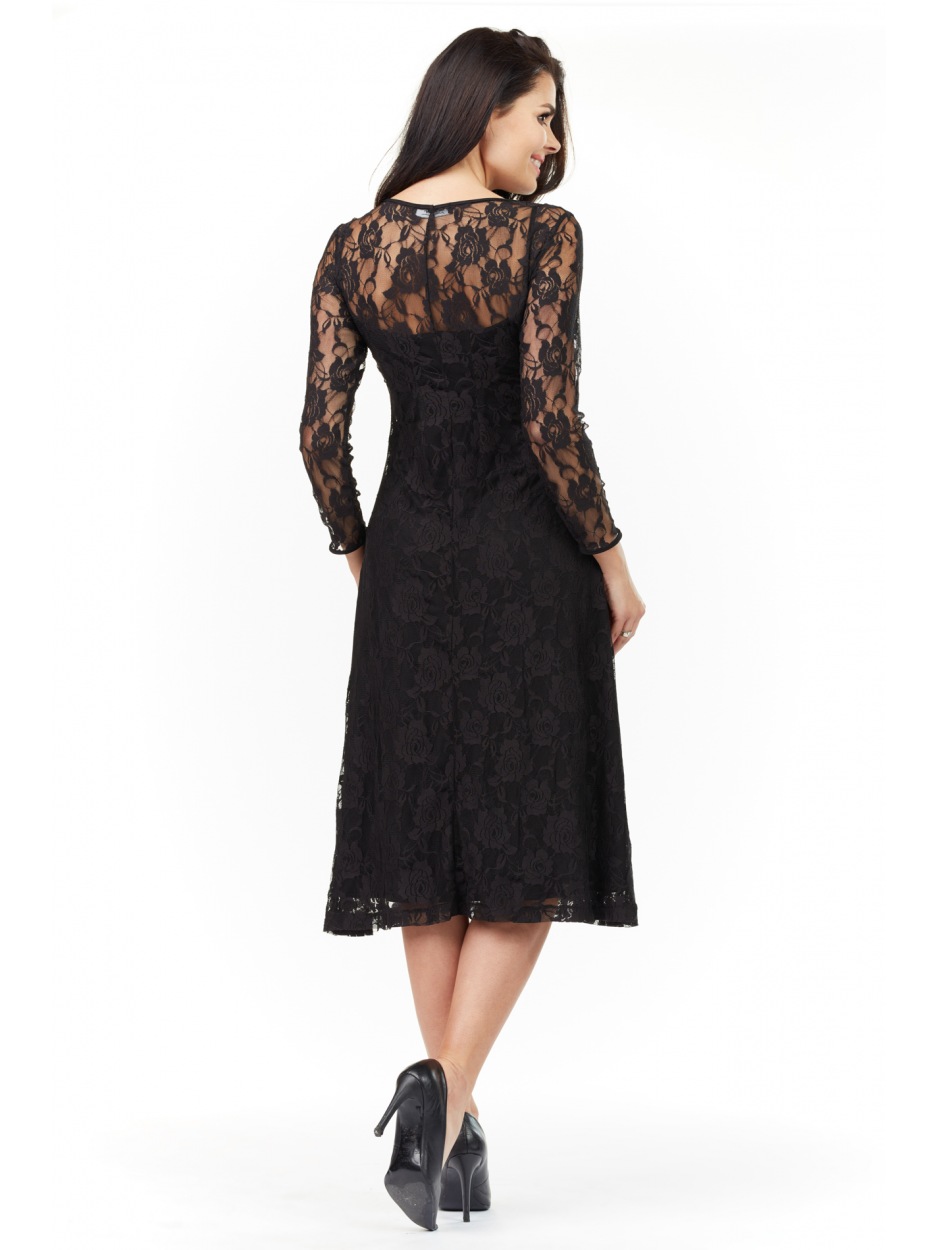 Elegancka, koronkowa sukienka rozkloszowana midi z długimi rękawami, czarna - detal