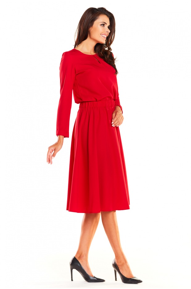 Elegancki komplet: luźna bluzka z długimi rękawami i rozkloszowana spódnica midi, czerwony - góra