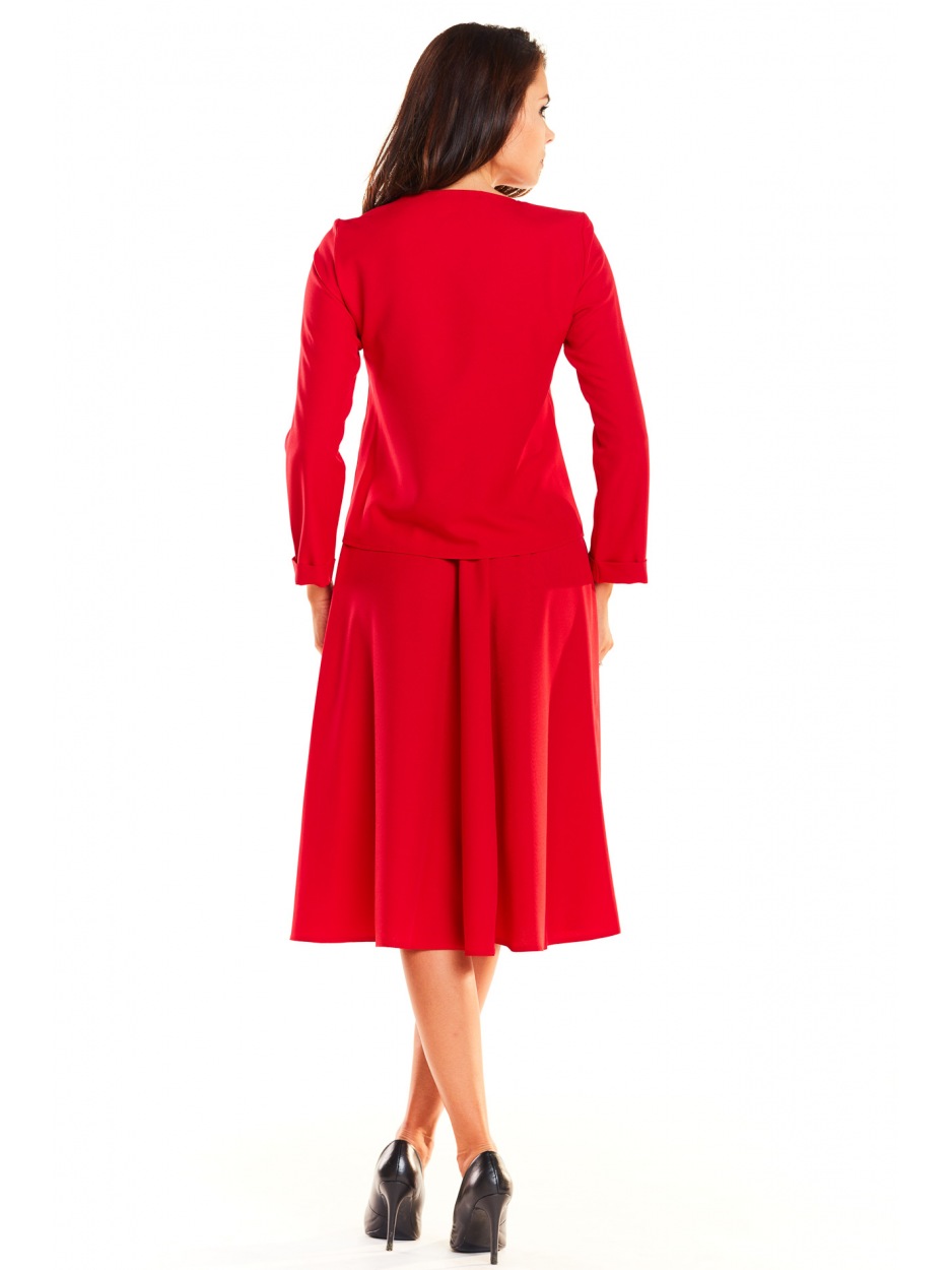 Elegancki komplet: luźna bluzka z długimi rękawami i rozkloszowana spódnica midi, czerwony - detal