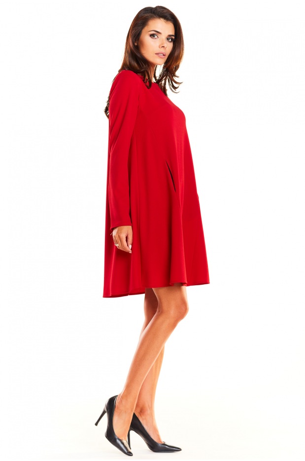 Luźna sukienka trapezowa z kieszeniami i długimi rękawami, czerwona - góra