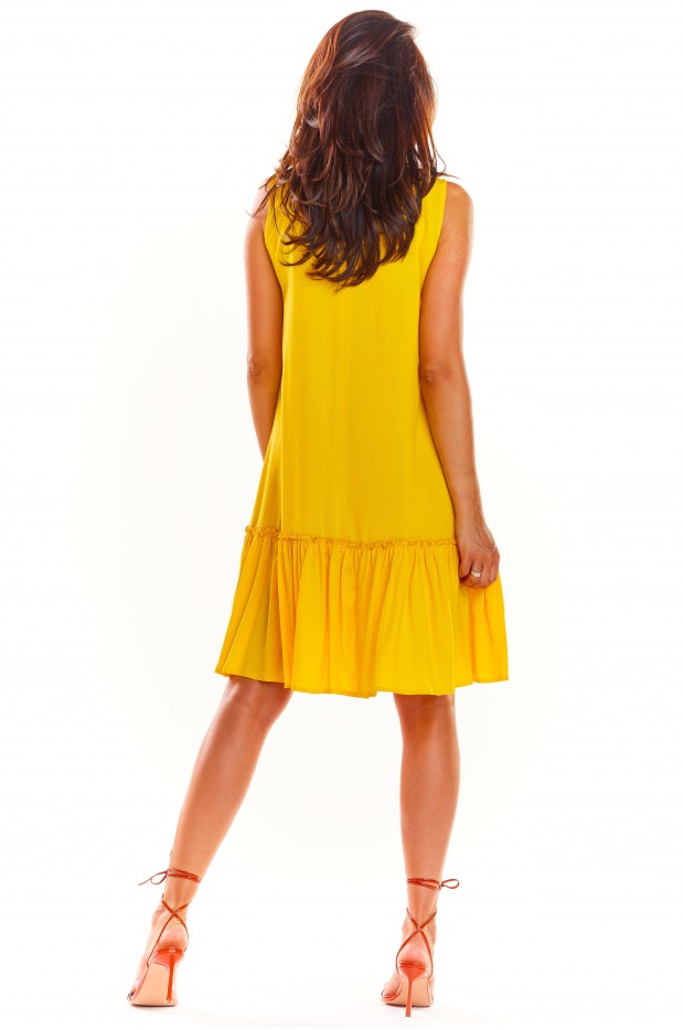 Promienna Elegancja - Słońce Letniej Radości w Naszej żółtej Sukience - detal