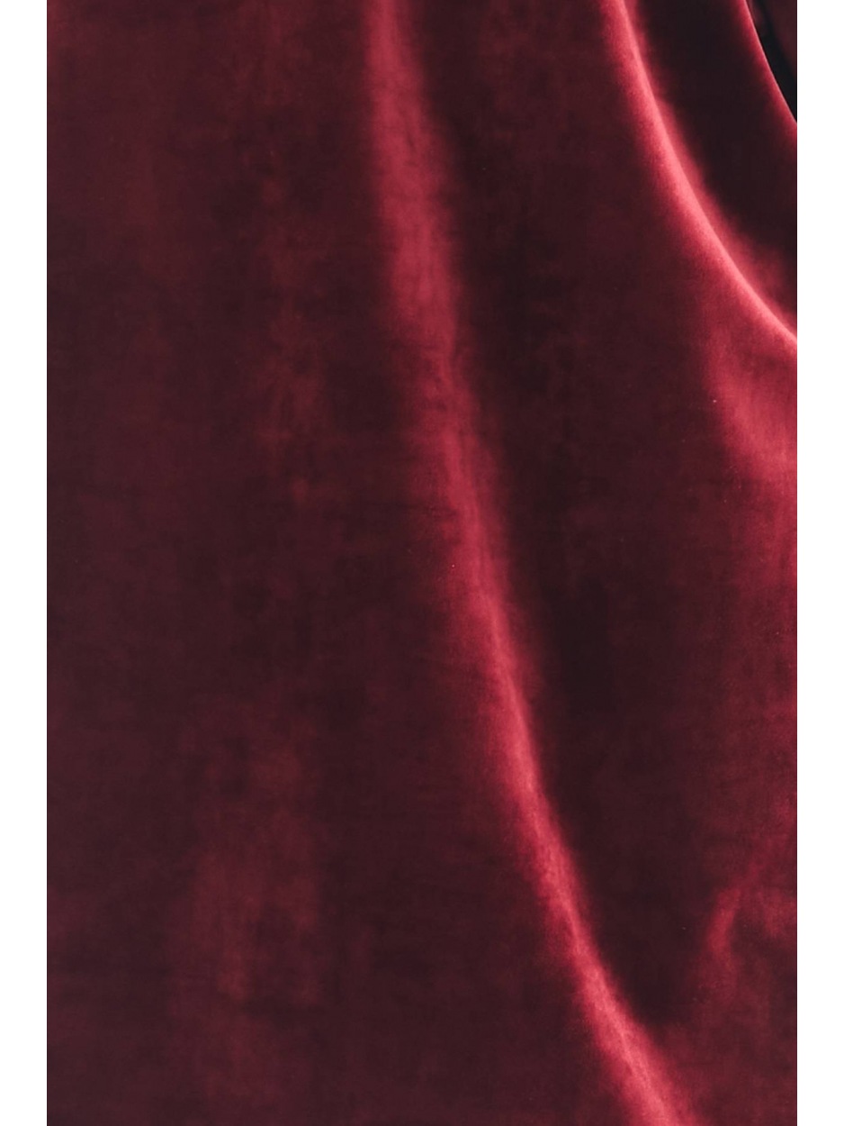 Spodnie z Miękkiego Weluru w Głębokim Odcieniu Bordowym - Elegancja i Komfort w Perfekcyjnym Wydaniu - lewo
