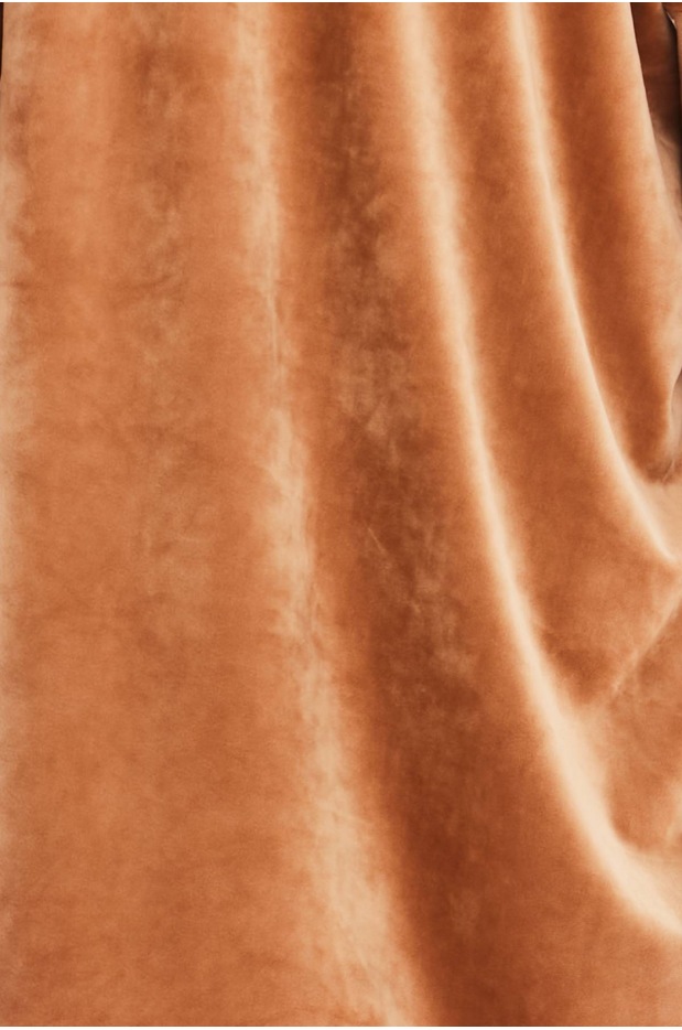 Welurowa luźna bluza z dekoltem V, beżowa - detal