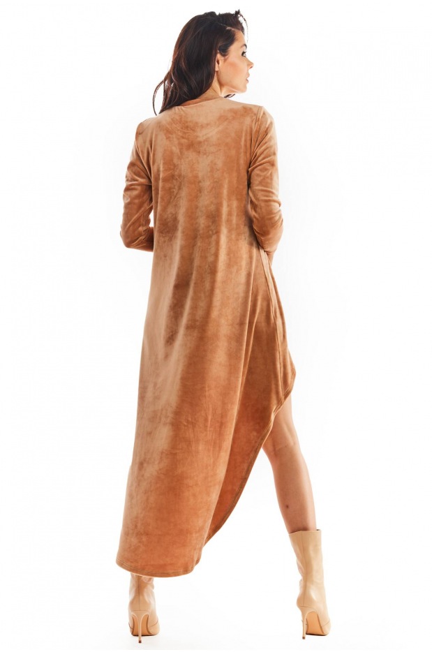 Asymetryczna sukienka welurowa mini z długimi rękawami, beżowa - prawo
