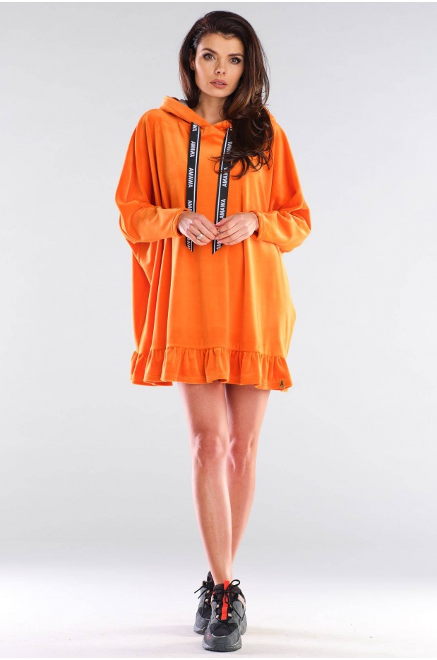 Oversizowa, kimonowa bluza welurowa z kapturem i falbaną, pomarańczowa - przód
