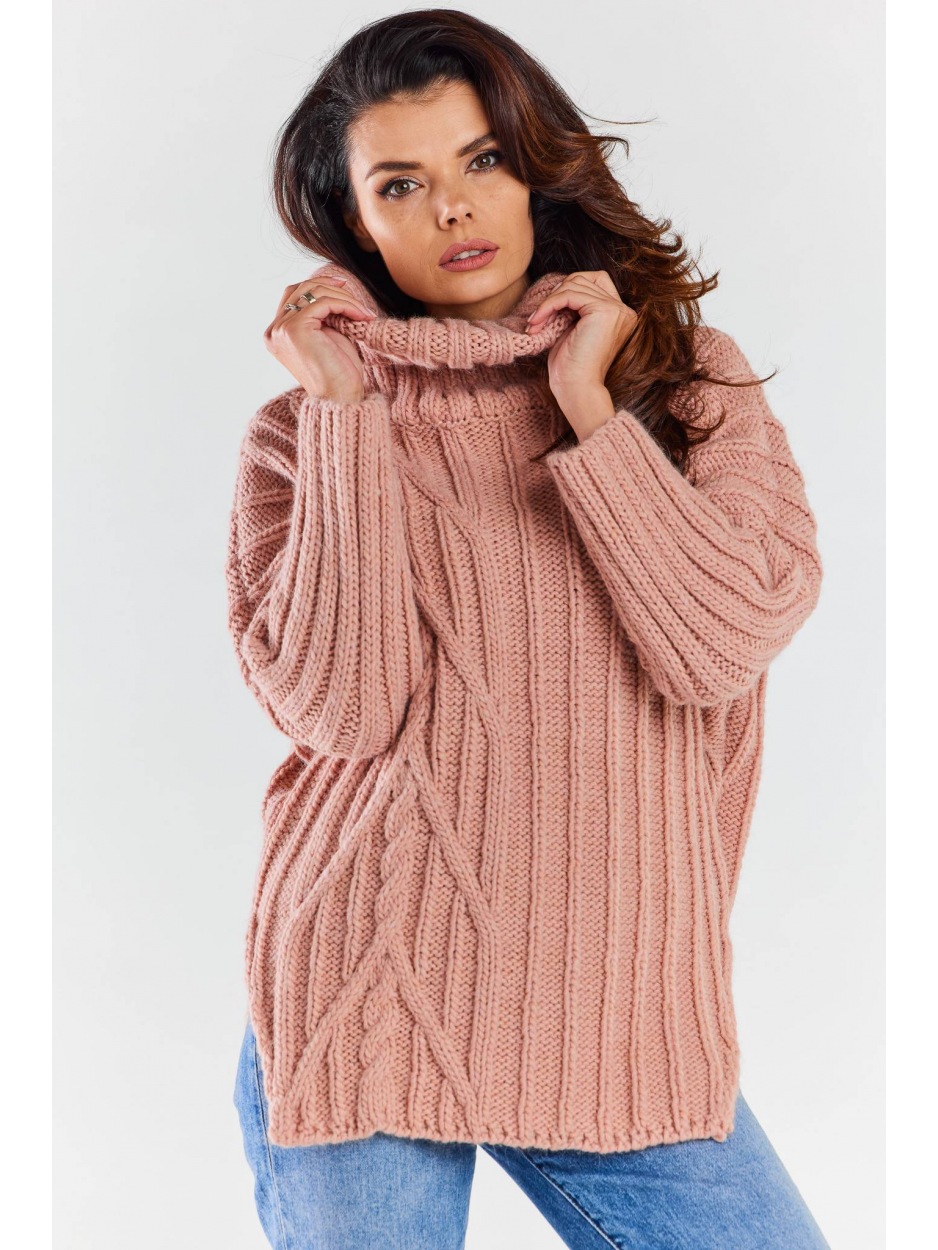 Oversizowy sweter z golfem, różowy - prawo
