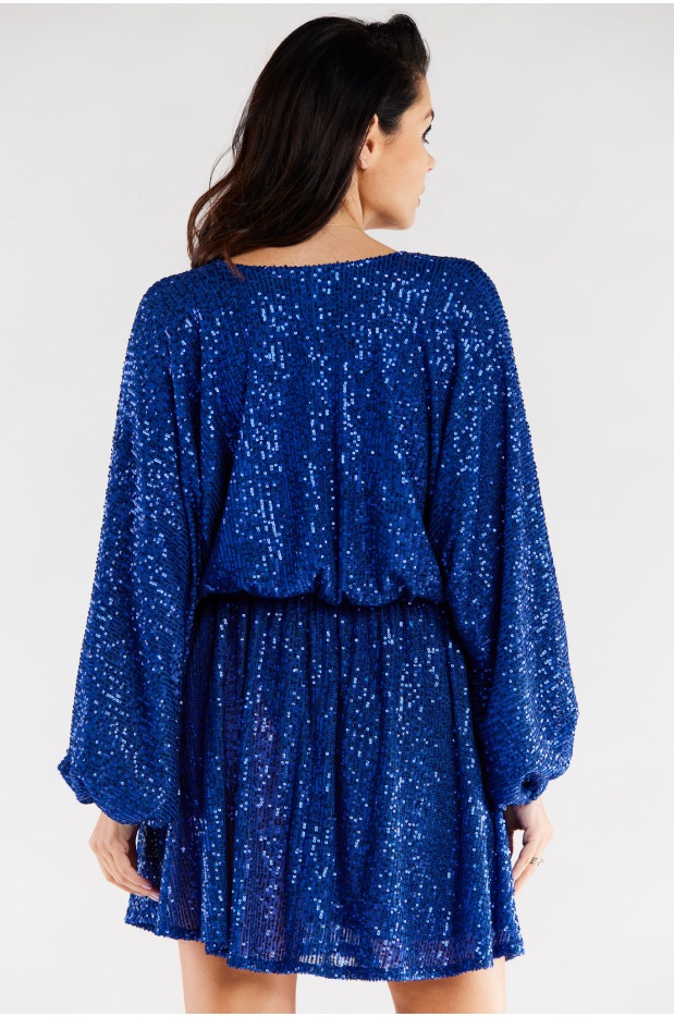 Oversizowa mini sukienka z cekinów z długimi rękawami, chabrowy niebieski - dół