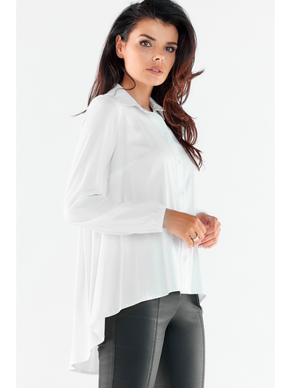 Asymetryczna koszula z wiskozy z dłuższym tyłem, biała - przód