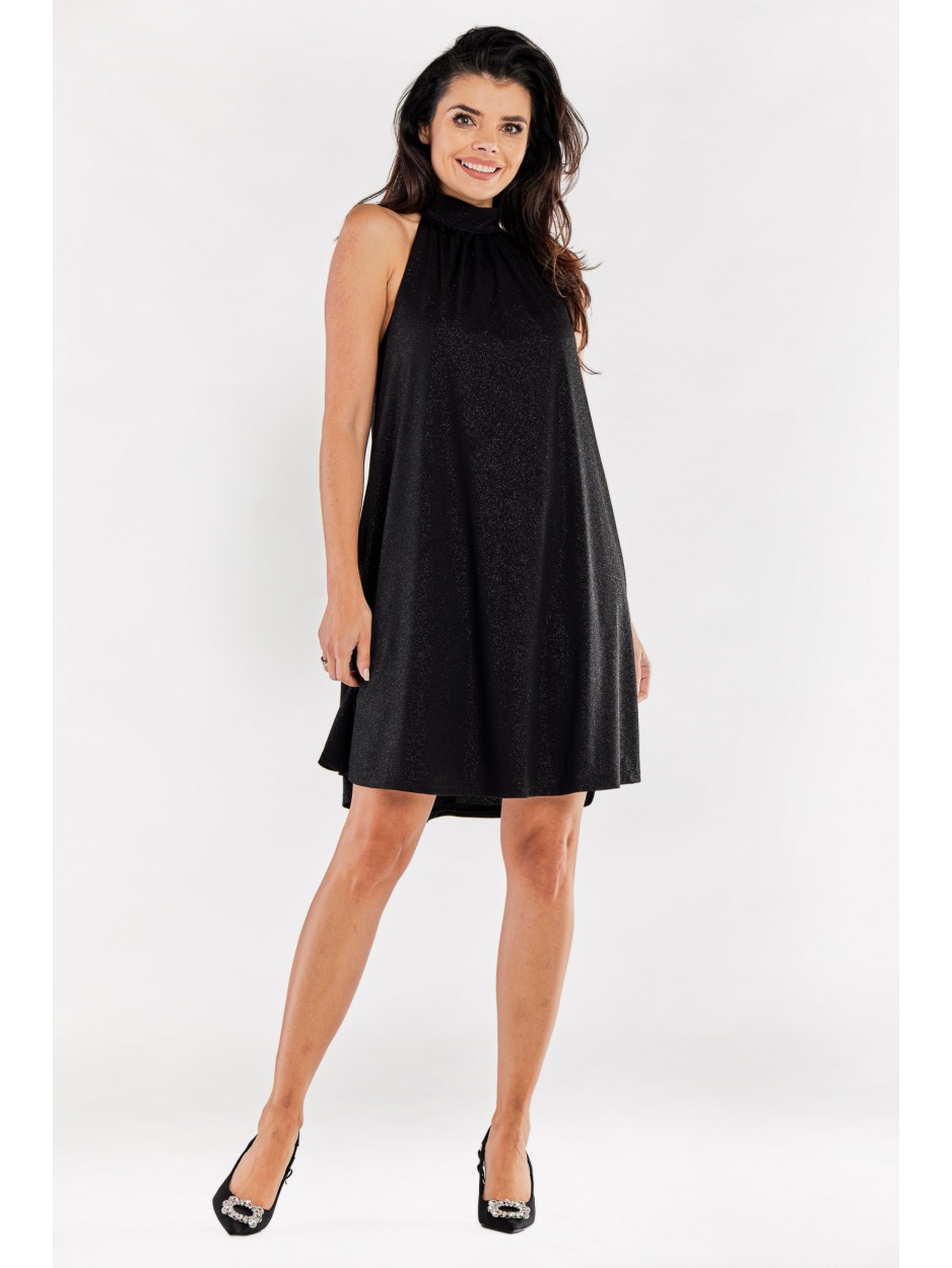 Trapezowa, brokatowa sukienka mini z półgolfem, czarny - przód