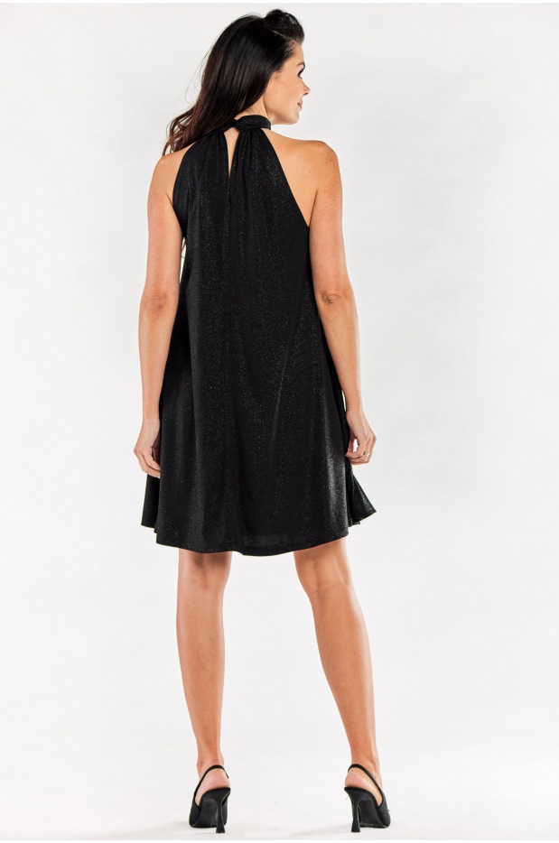 Trapezowa, brokatowa sukienka mini z półgolfem, czarny - lewo