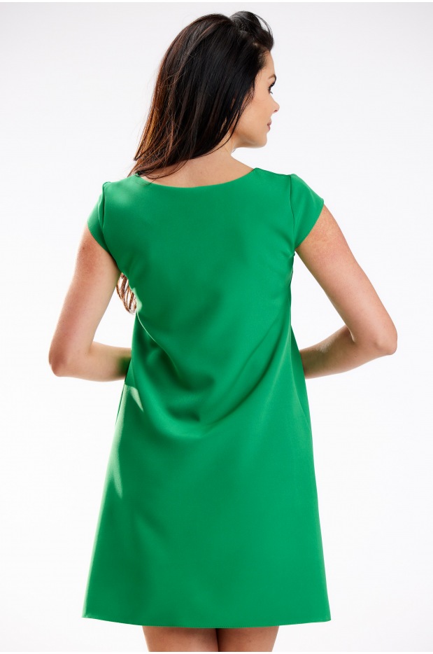 Trapezowa sukienka mini z krótkimi rękawami, trawiasta zieleń - detal