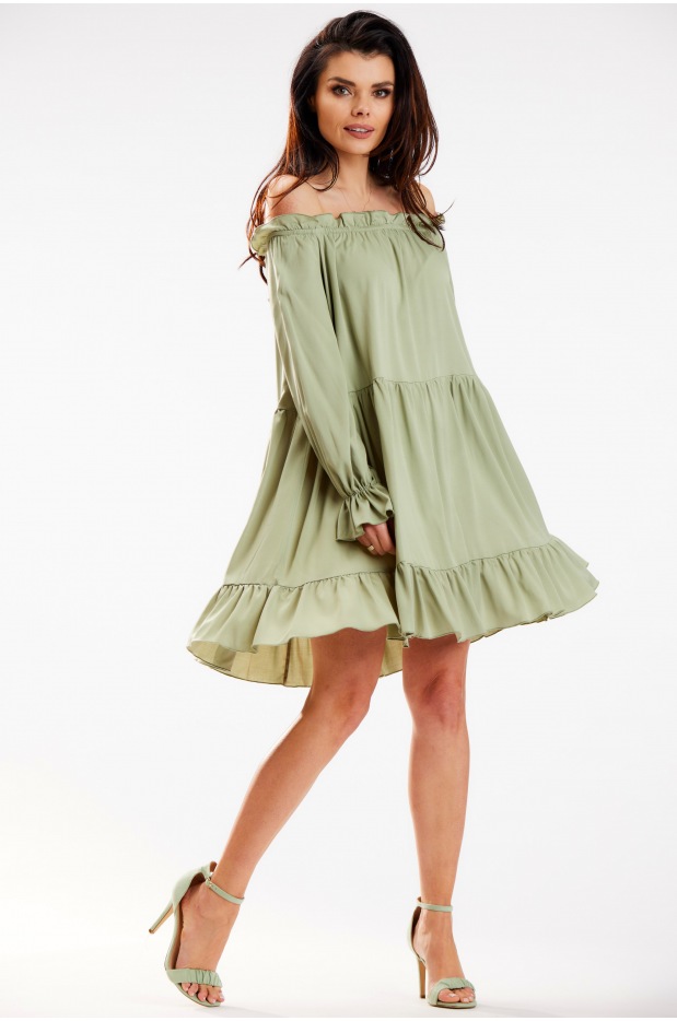 Trapezowa sukienka hiszpanka z falbaną i długimi rękawami z wiskozy, kolor zielony groszek - tył