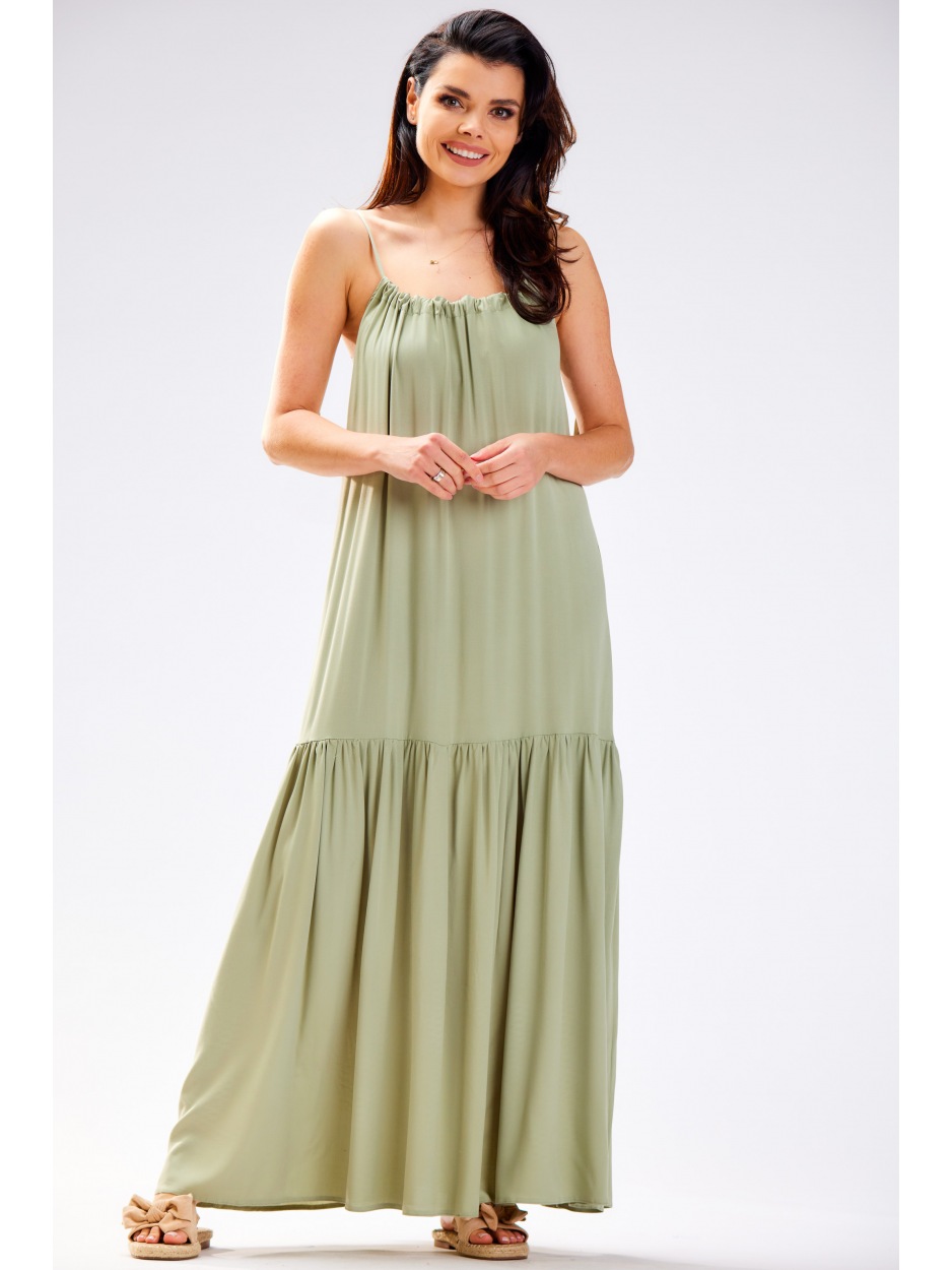 Oversizowa, letnia sukienka maxi na ramiączkach, zielony groszek - tył