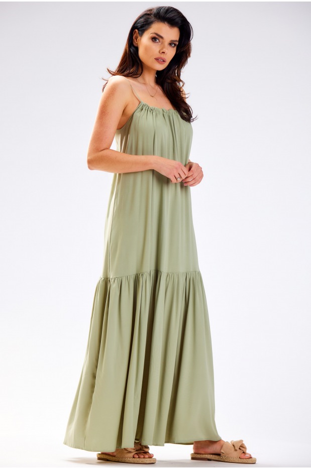 Oversizowa, letnia sukienka maxi na ramiączkach, zielony groszek - przód
