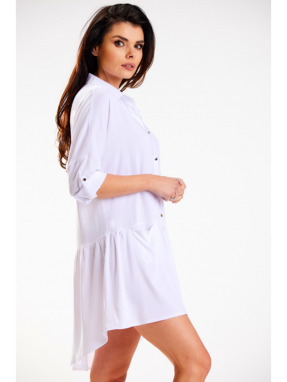 Sukienka koszulowa z wiskozy o luźnym fasonie, biała - lewo
