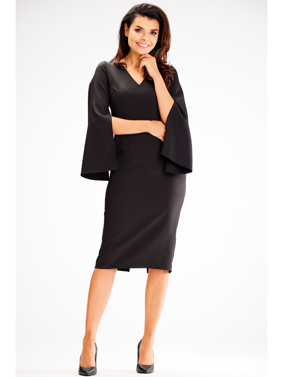 Elegancka sukienka z midi z pęknięciami w rękawach, czarna - lewo