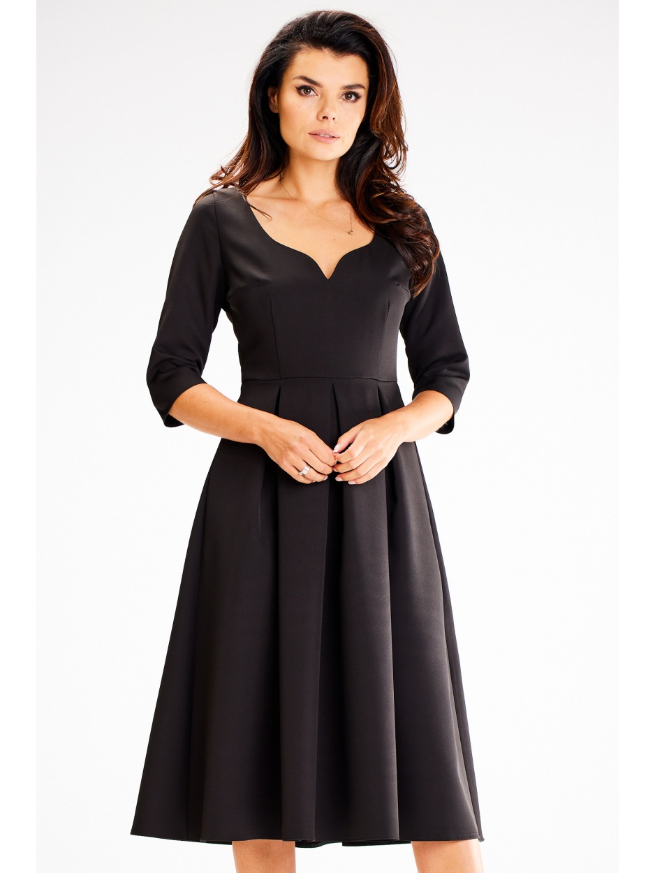 Sukienka midi z kontrafałdami rękawami ¾, czarna - tył