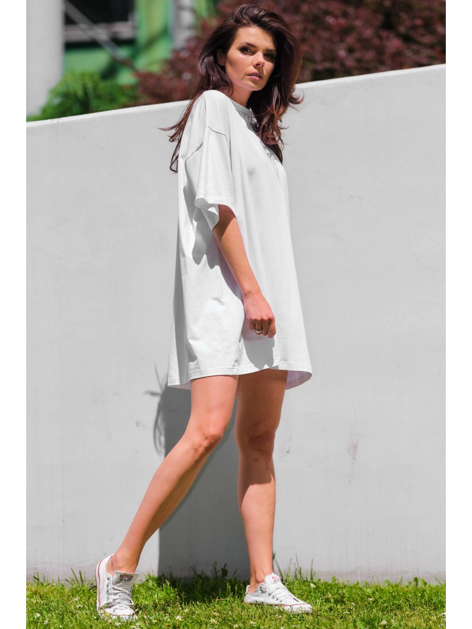 Oversizowa sukienka z krótkim rękawem z bawełny, biała - bok