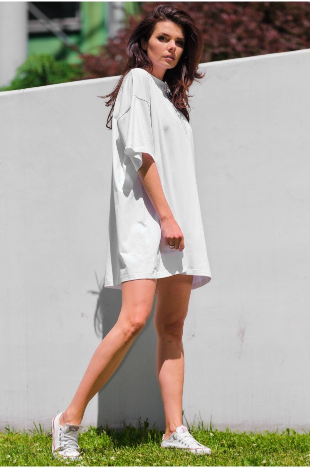 Oversizowa sukienka z krótkim rękawem z bawełny, biała - bok