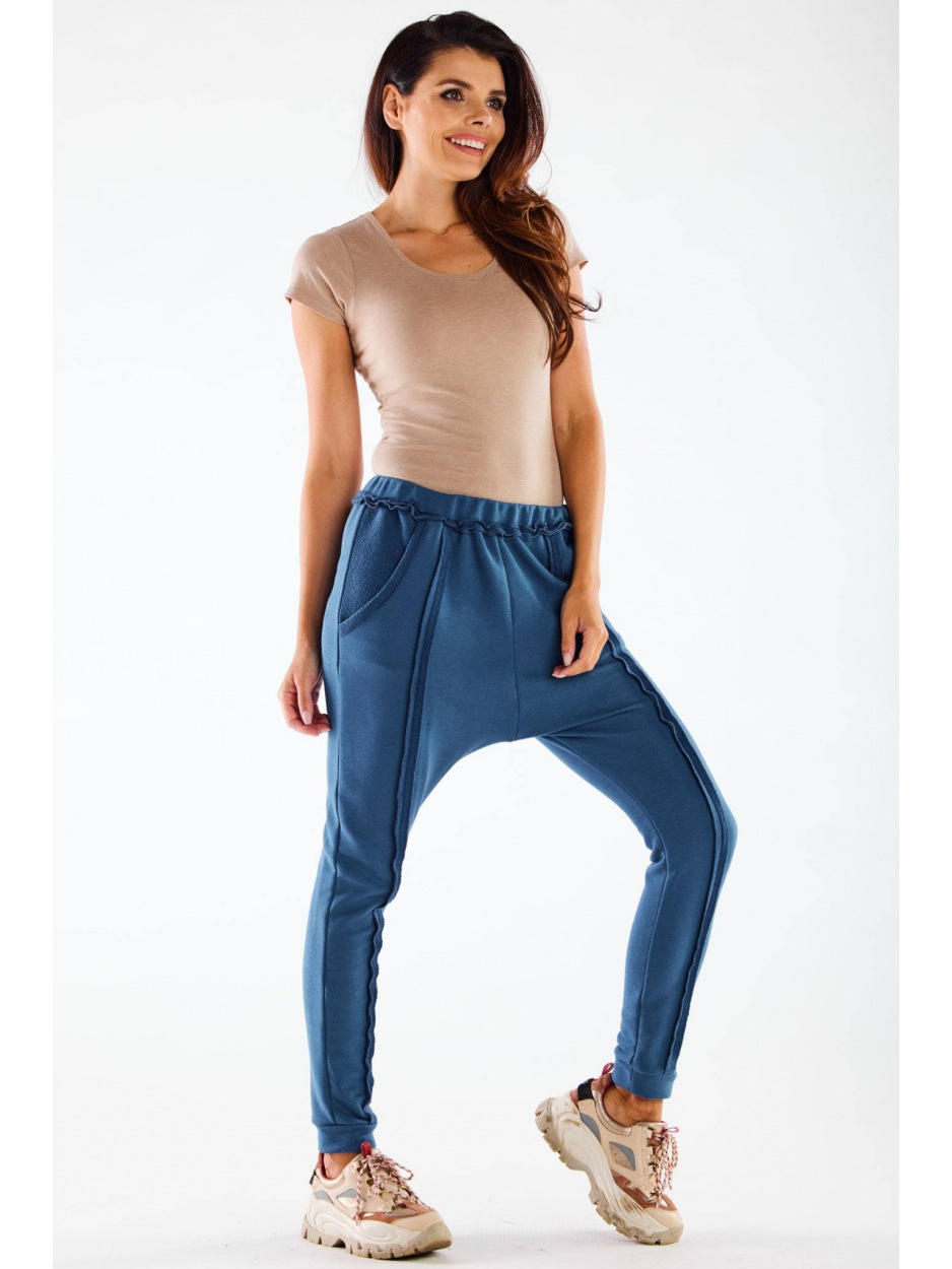 Spodnie streetwear z obniżonym krokiem, niebieskie - tył