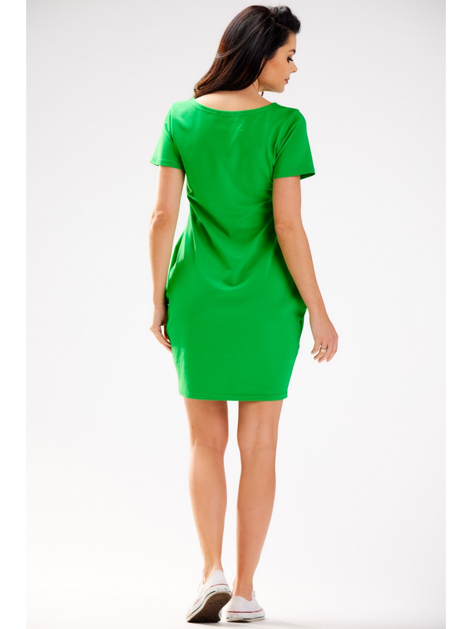 Bawełniana sukienka bombka z krótkimi rękawami, zielona - prawo