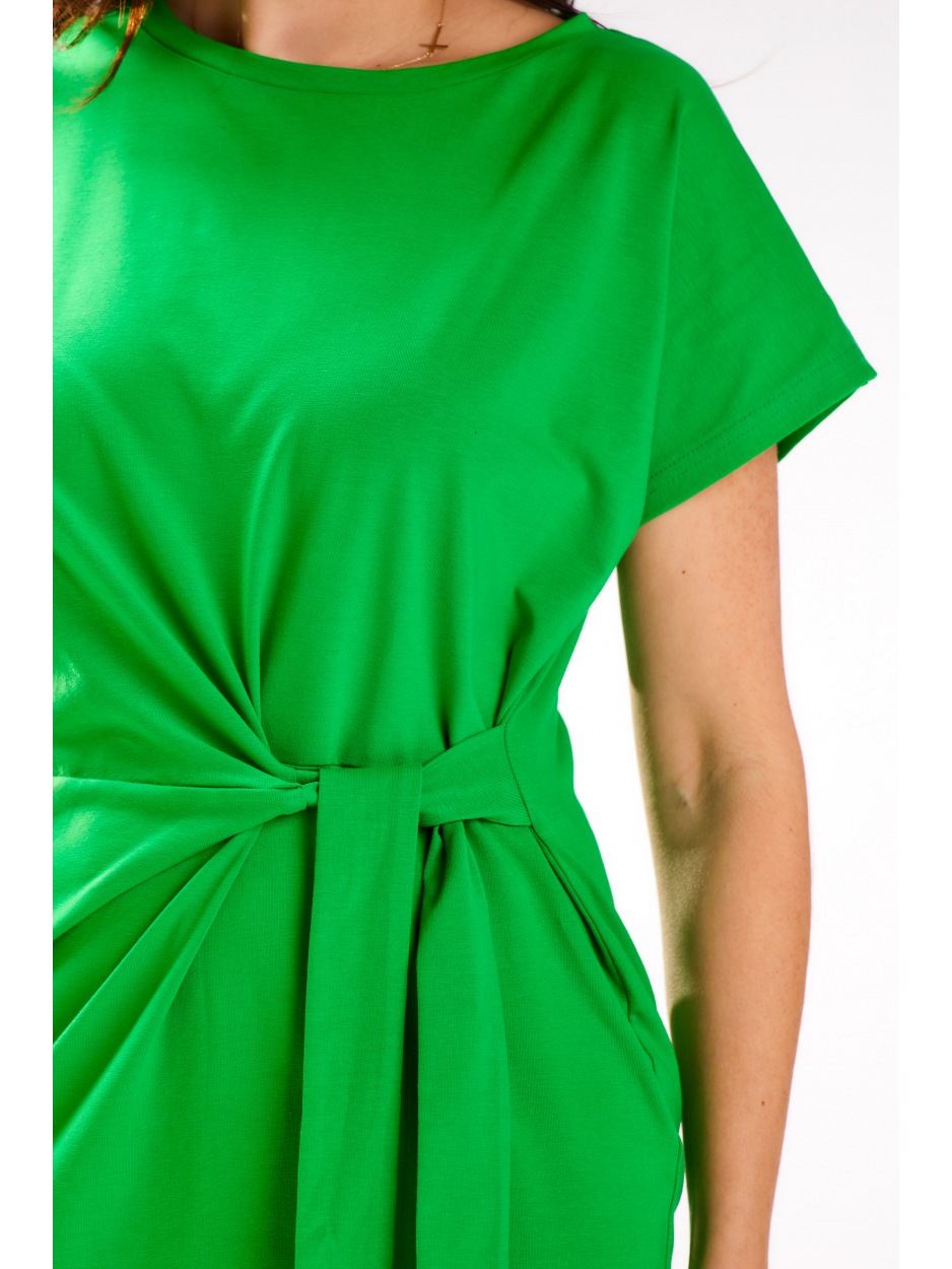 Kimonowa sukienka midi przewiązywana w talii, zielona - detal