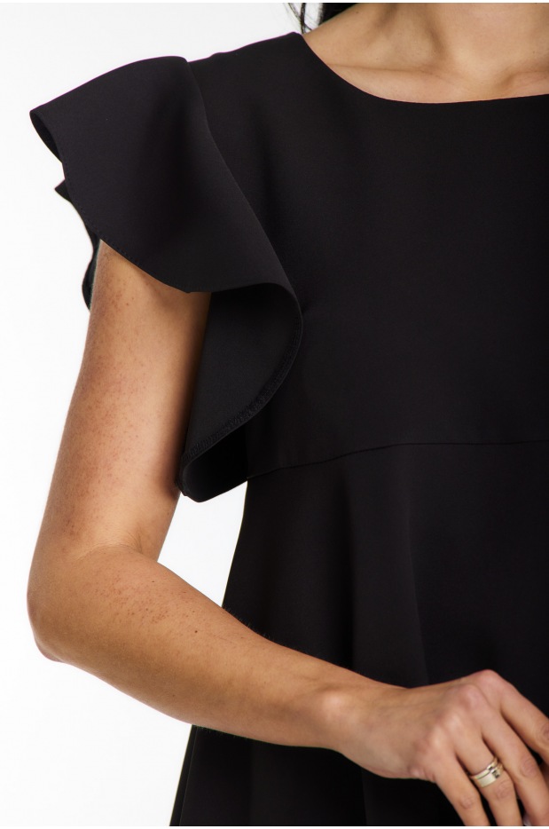Trapezowa sukienka mini z rękawem falbaną, czarna - prawo