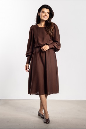 Luźna sukienka midi A732 - Kolor/wzór: Czekoladowy