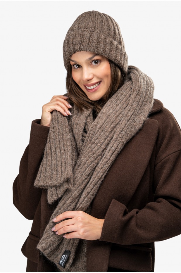 Ciepła czapka z wełną i kid moherem – karmel - przód