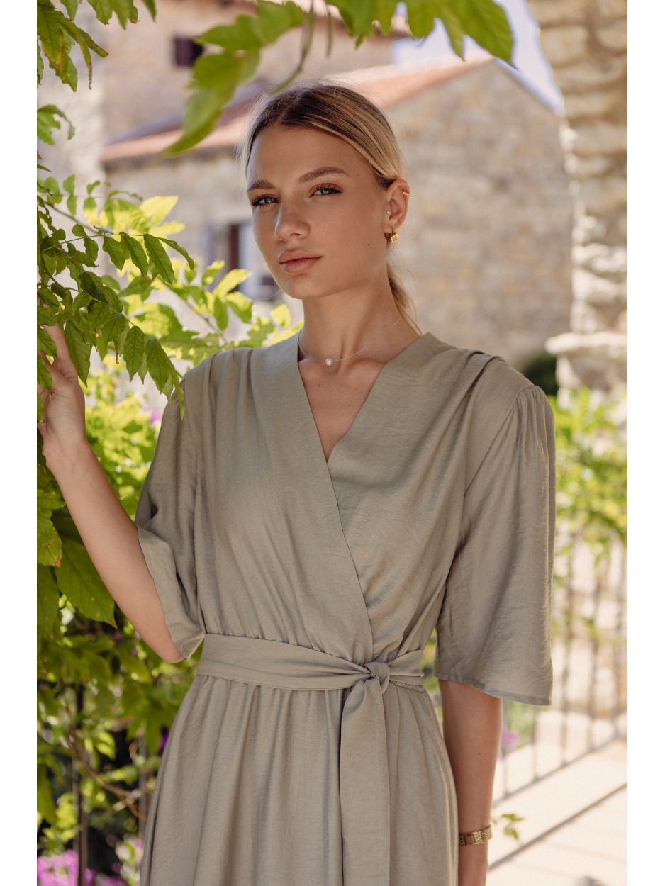 A761 Sukienka - Kolor/wzór: Szałwiowy - tył