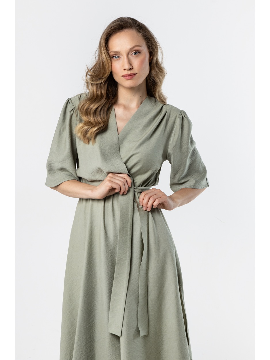 A761 Sukienka - Kolor/wzór: Szałwiowy - przód